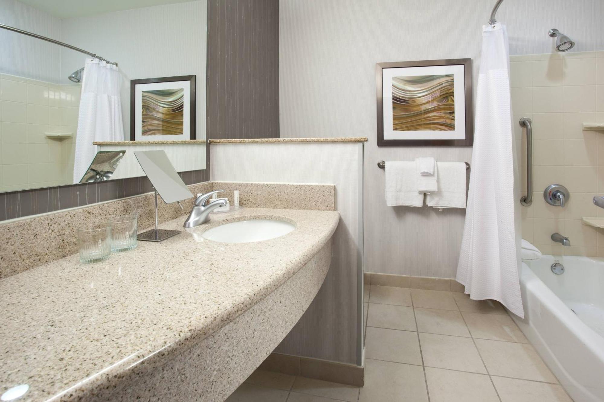 Courtyard Casper Hotel Екстериор снимка
